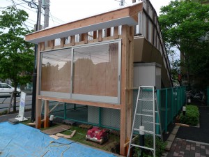 木造の掲示板　その２