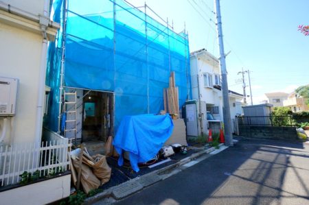 9月19日　奈良橋6丁目　外壁工事始まりました。