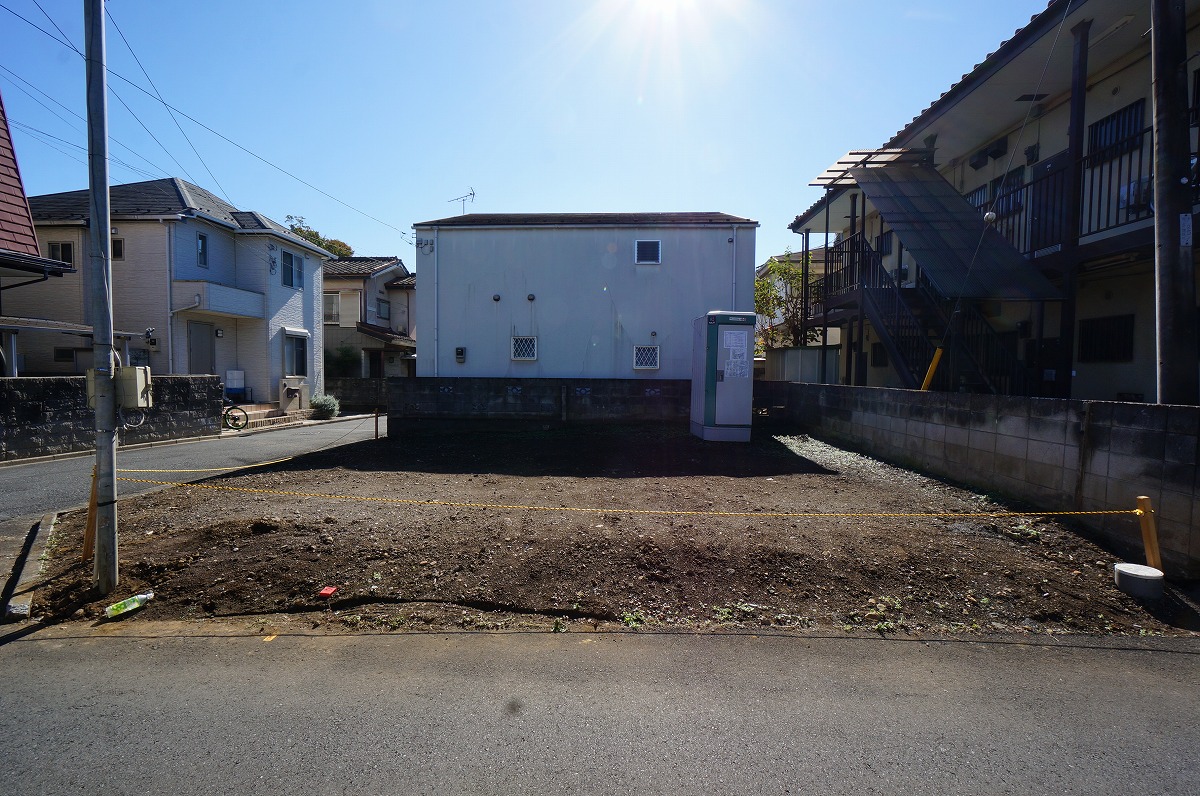 11月5日　恩多町1丁目2期　仮設トイレが入りました。